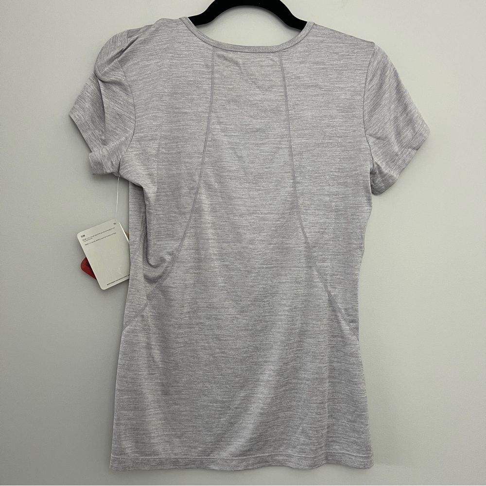 NWT Reebok Athletic Tee - Picture 2 of 6